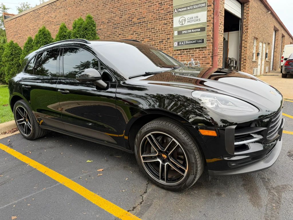 2021 PORSCHE Macan