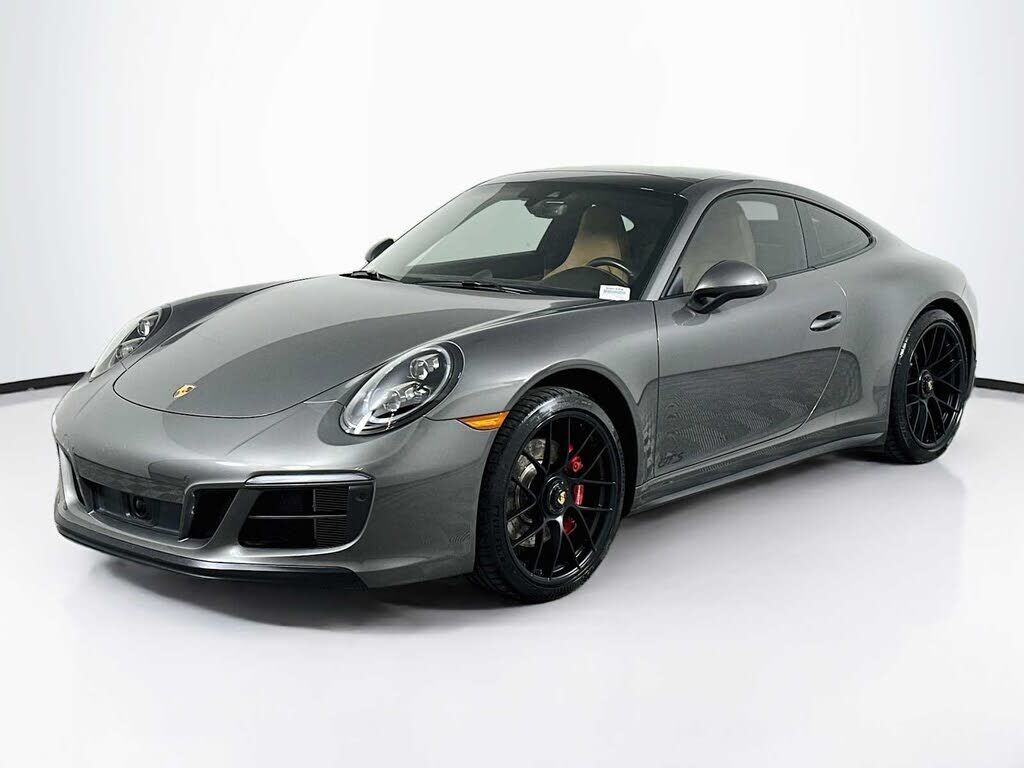 2019 PORSCHE 911