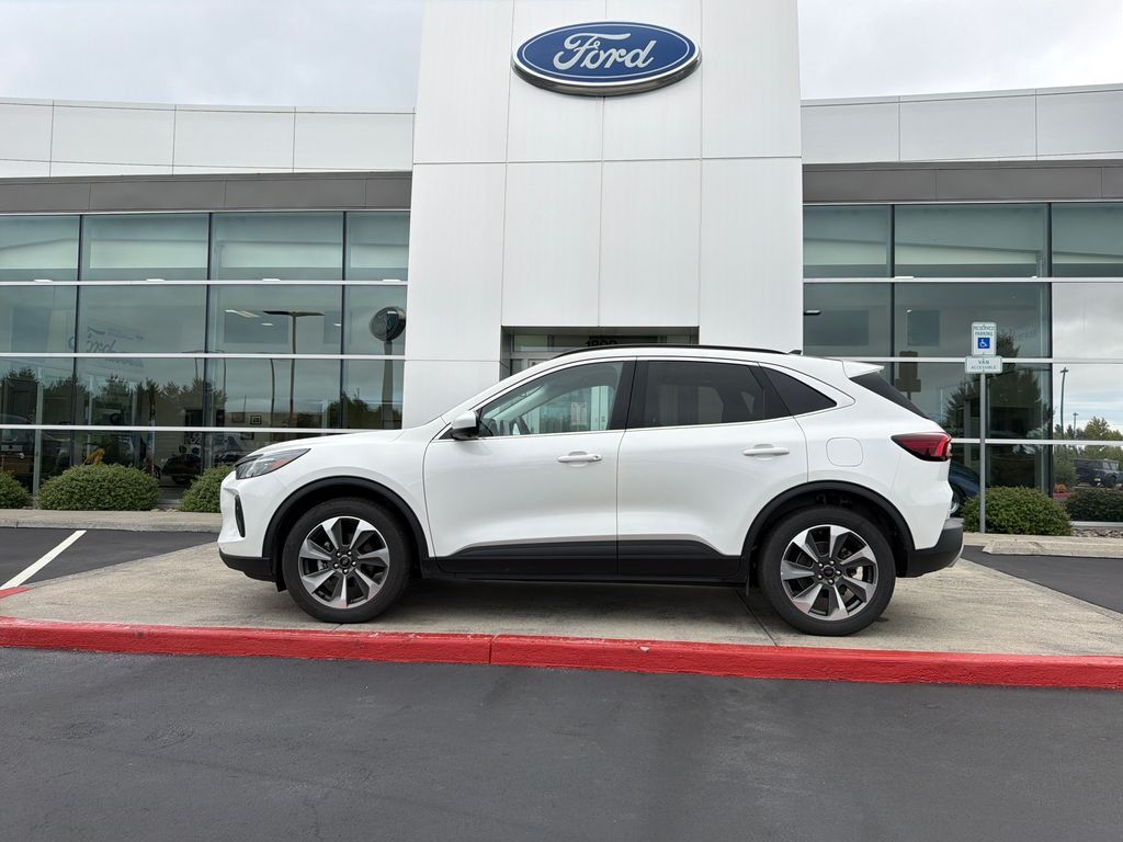2024 FORD Escape