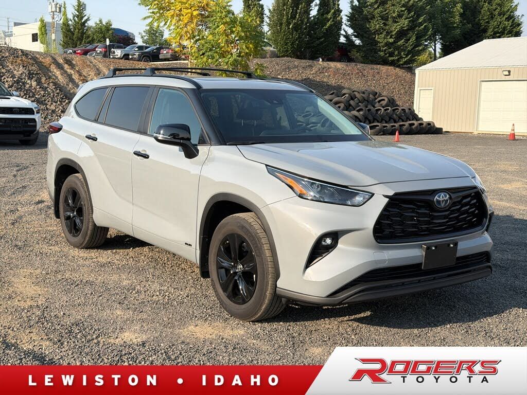 2024 TOYOTA Highlander
