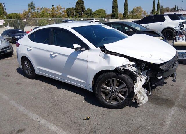2017 HYUNDAI Elantra