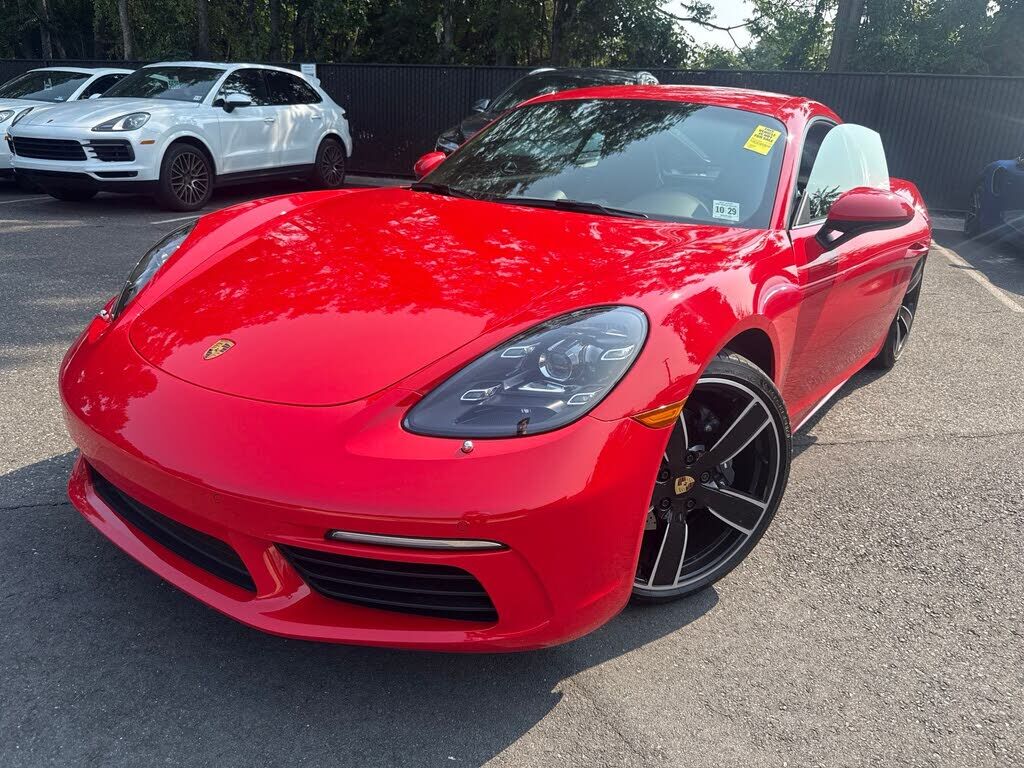 2024 PORSCHE 718