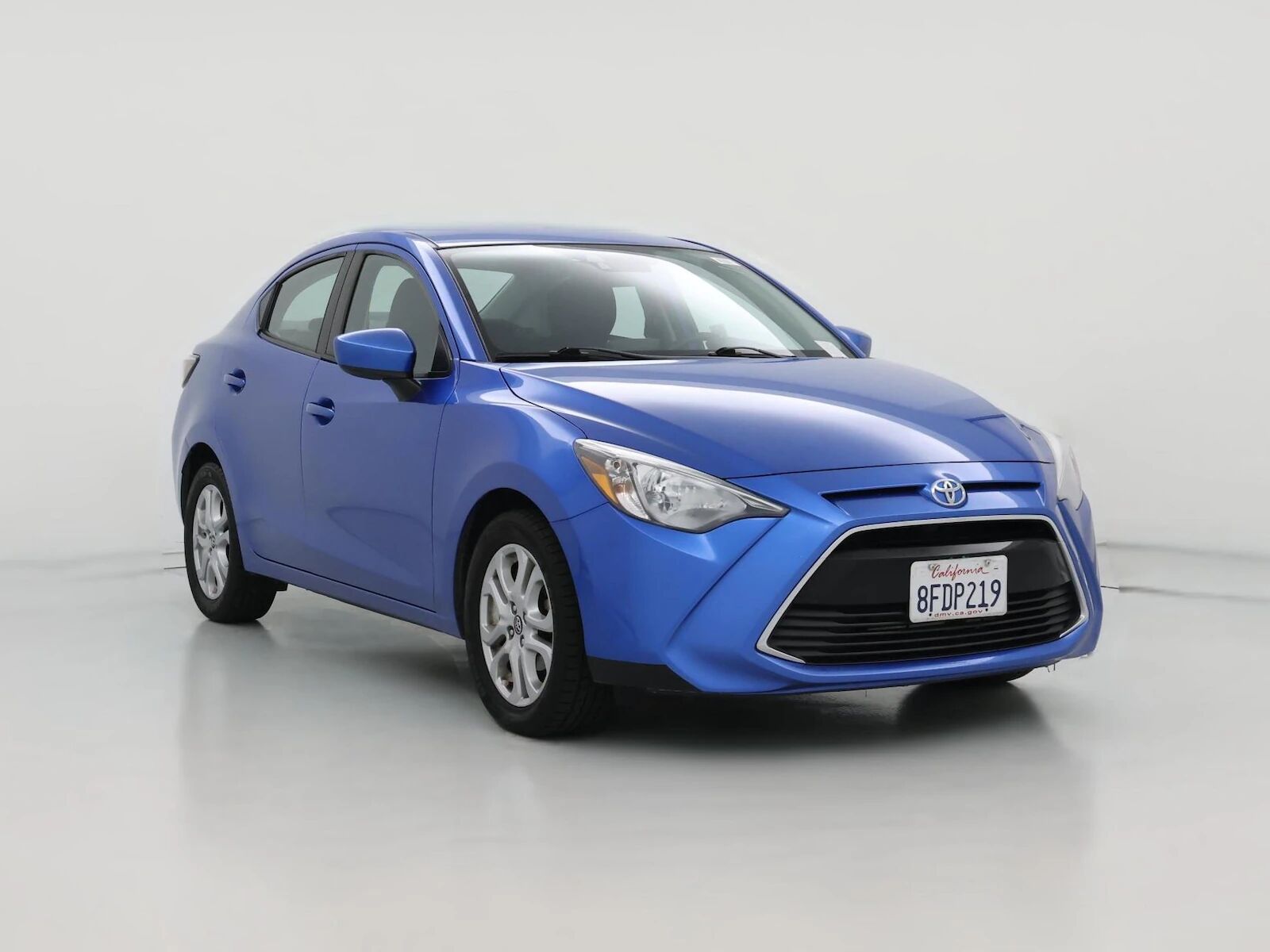 2017 TOYOTA Yaris