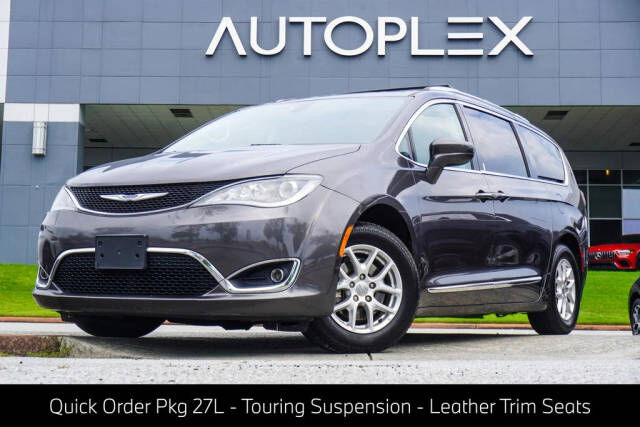 2020 CHRYSLER Pacifica