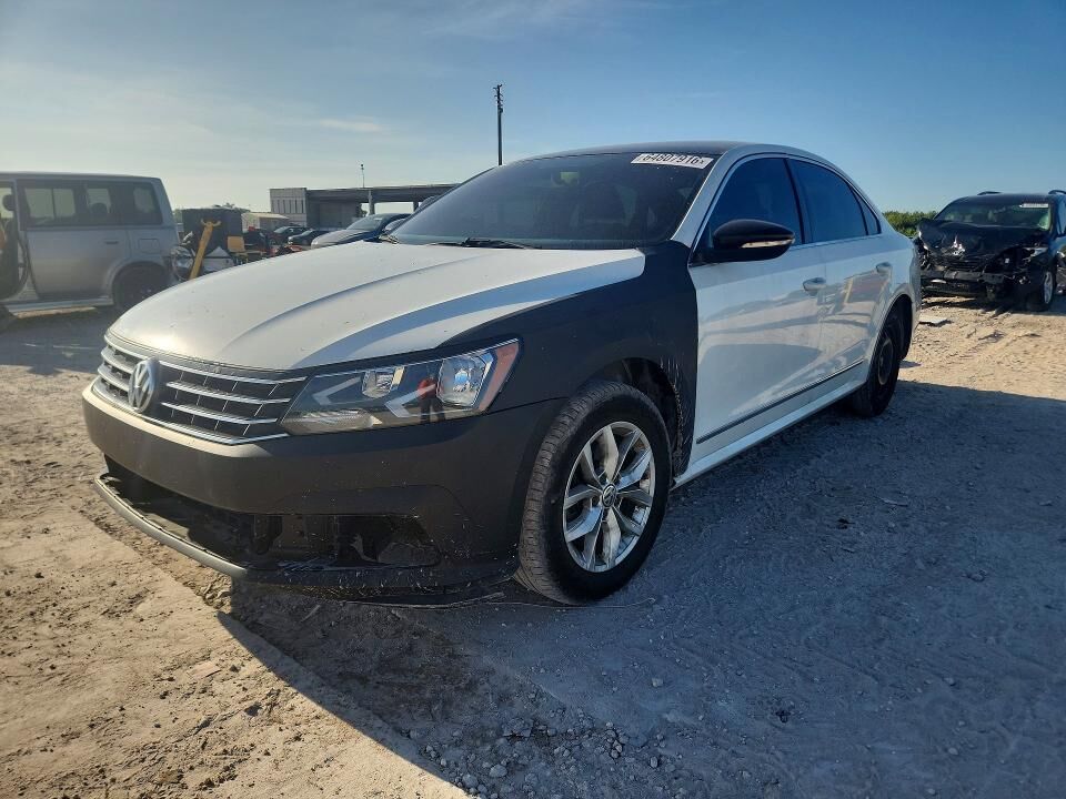 2016 VOLKSWAGEN Passat