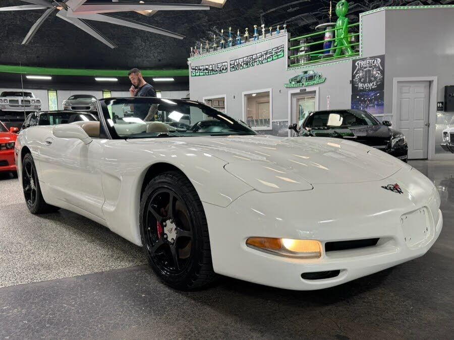 2002 CHEVROLET Corvette