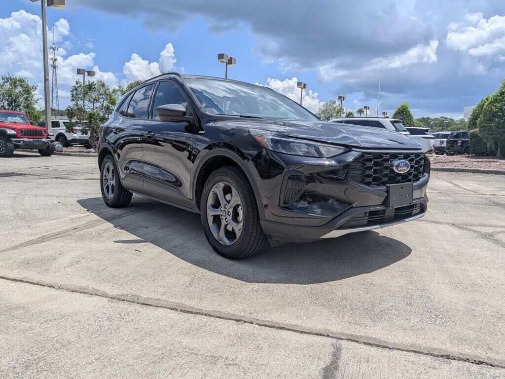 2025 FORD Escape