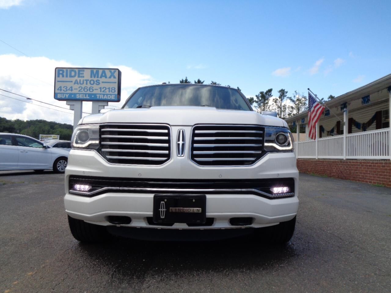 2017 LINCOLN Navigator