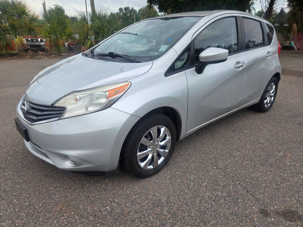 2015 NISSAN Versa