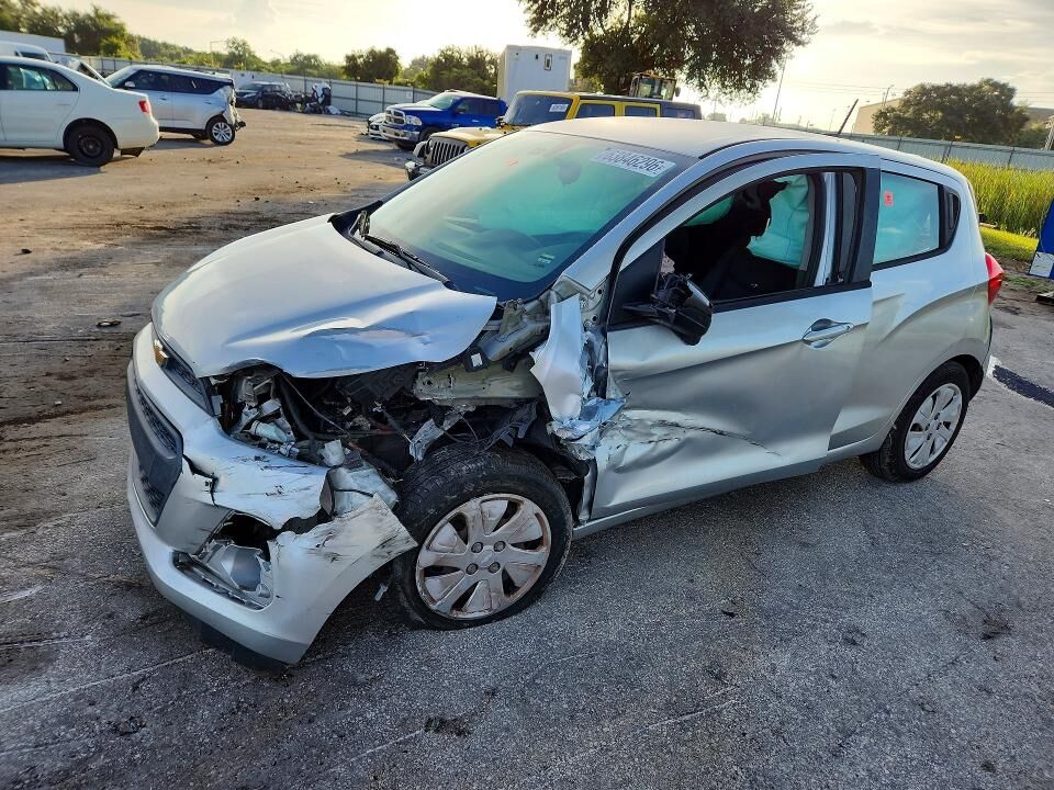 2016 CHEVROLET Spark