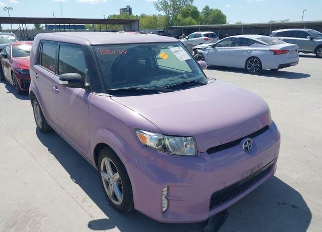2015 TOYOTA SCION