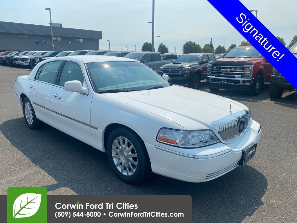 2007 LINCOLN Town Car