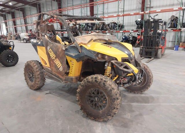 2015 CAN-AM Maverick - XMR