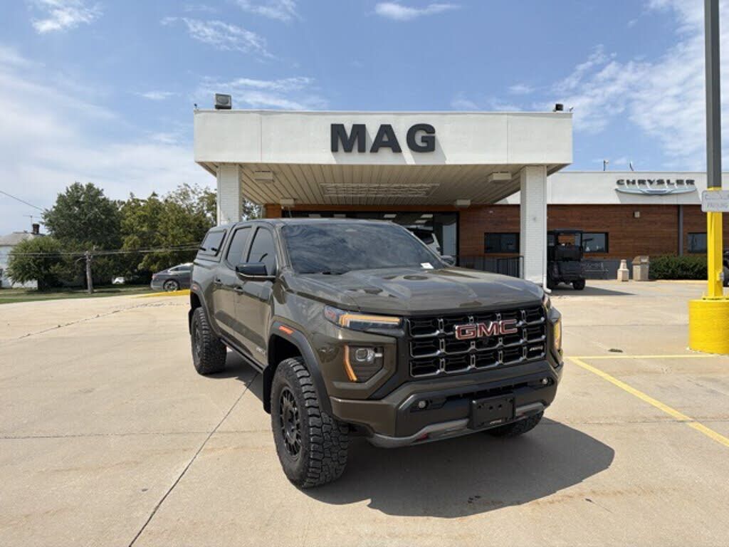 2024 GMC Canyon