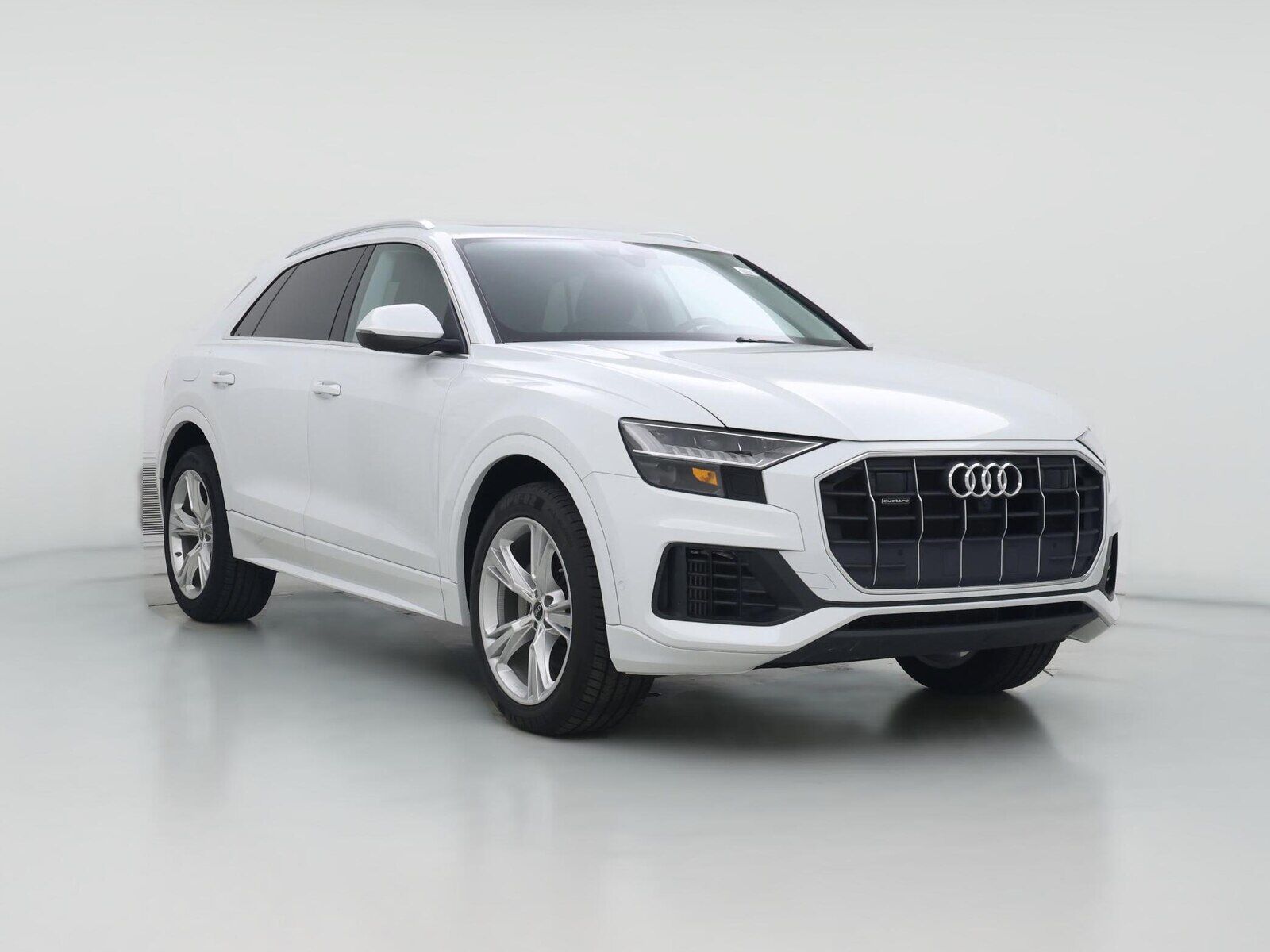 2023 AUDI Q8