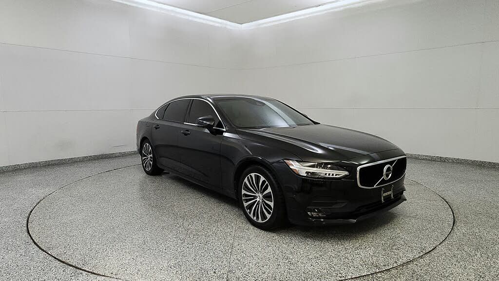 2020 VOLVO S90