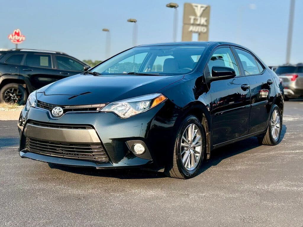 2015 TOYOTA Corolla