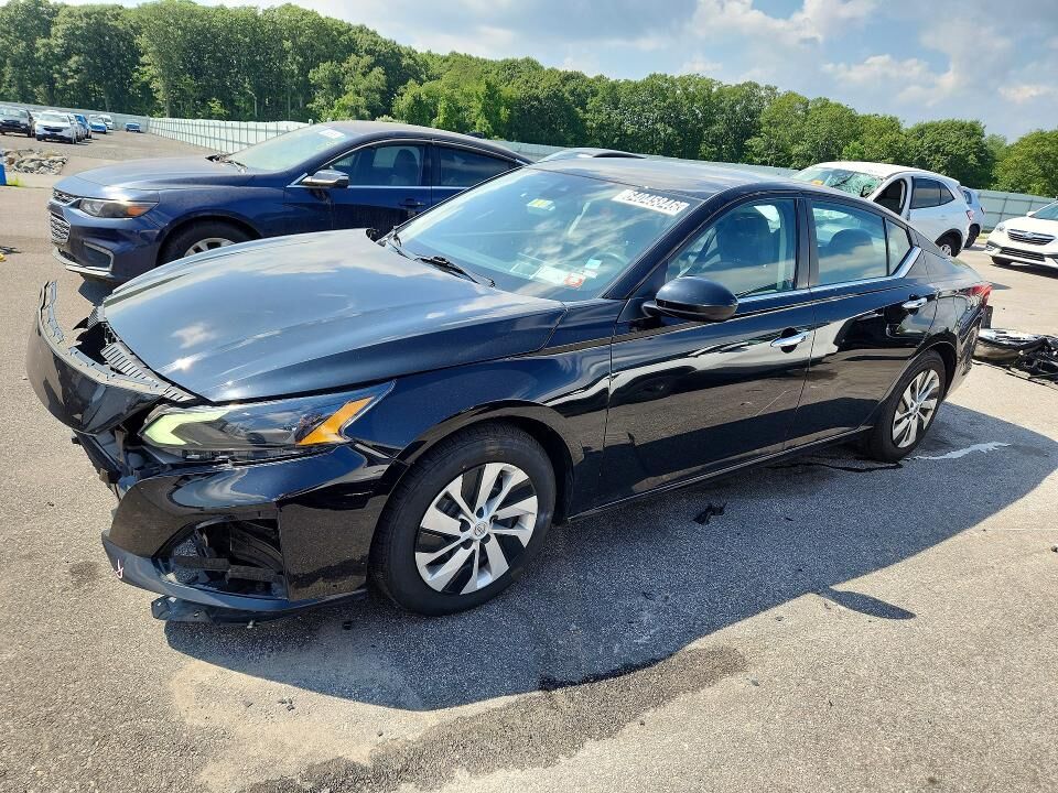 2023 NISSAN Altima