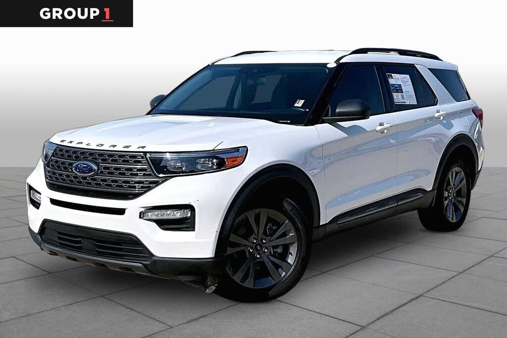 2021 FORD Explorer