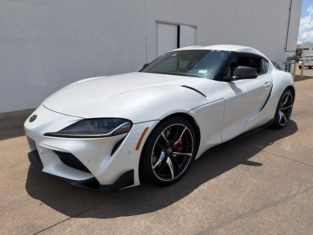 2022 TOYOTA Supra