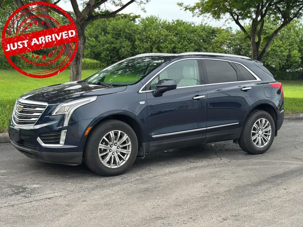 2017 CADILLAC XT5