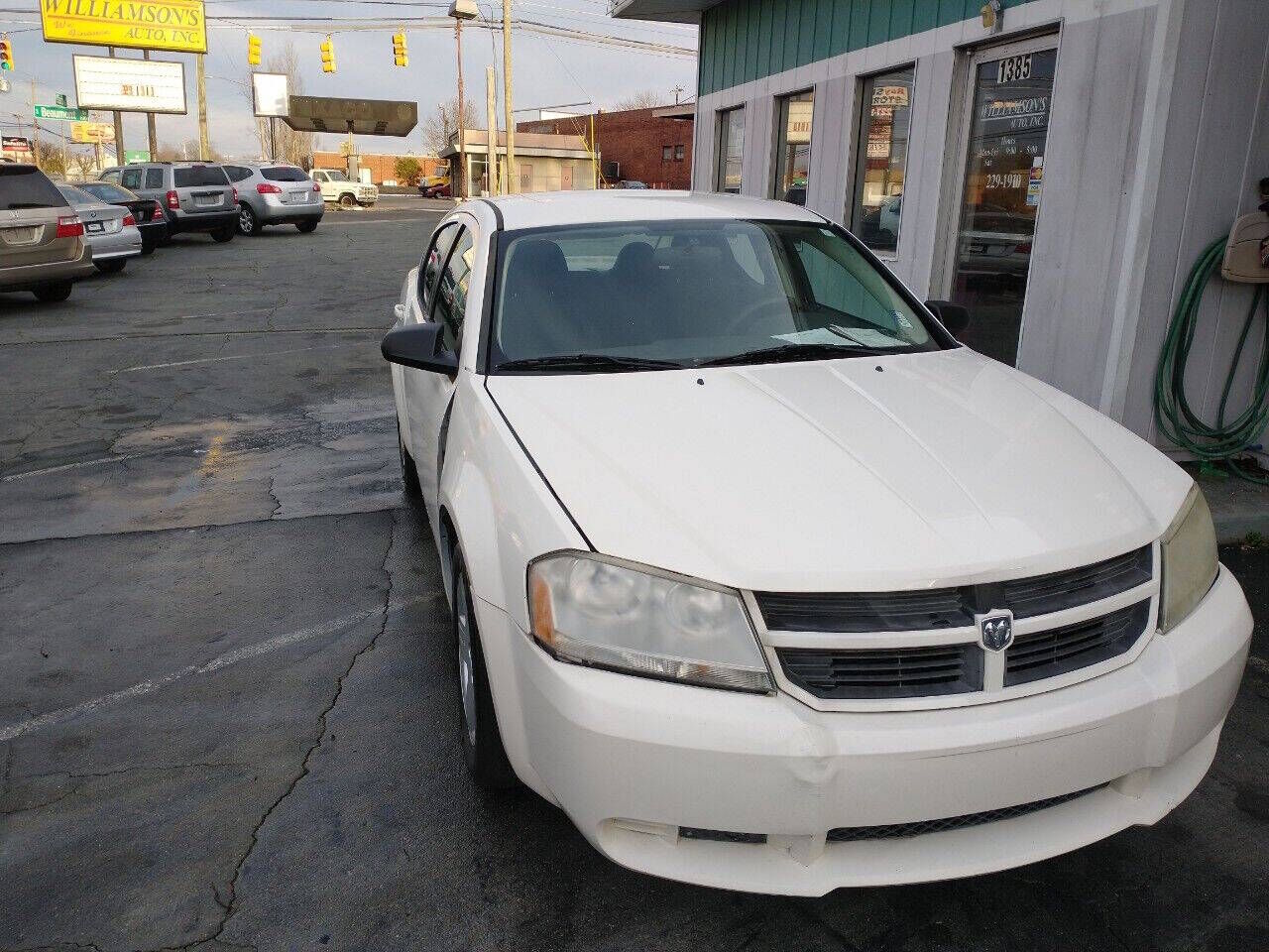 2010 DODGE Avenger