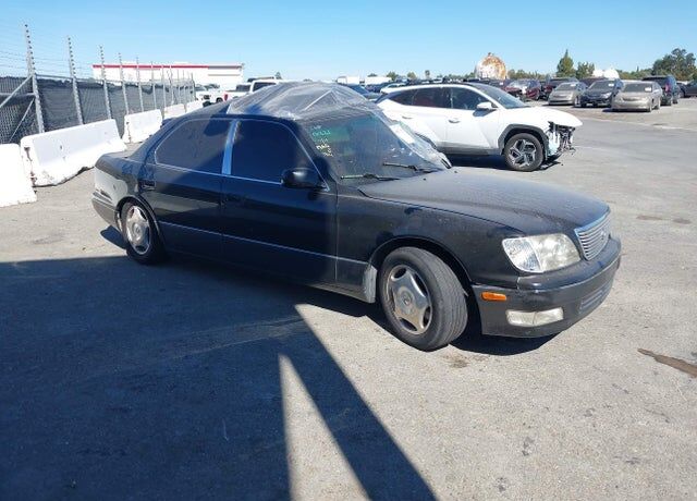 1998 LEXUS LS