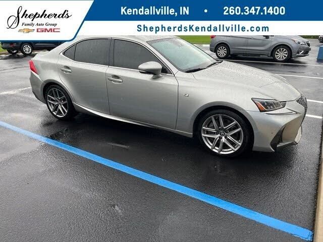 2020 LEXUS IS