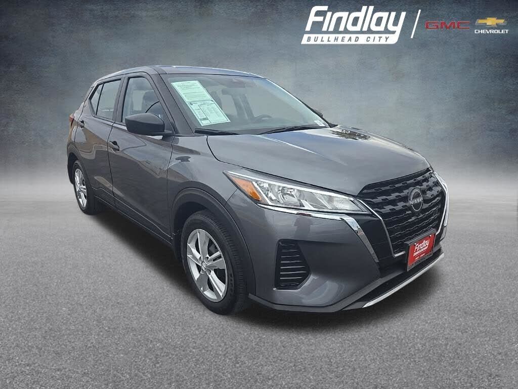 2023 NISSAN Kicks