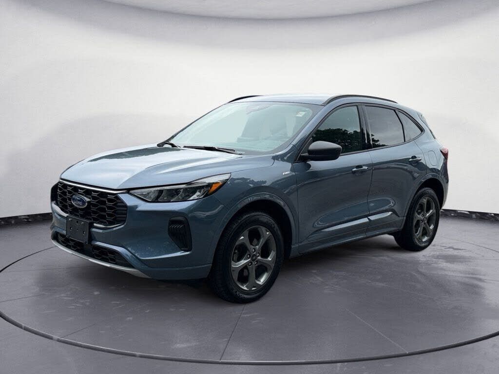 2024 FORD Escape