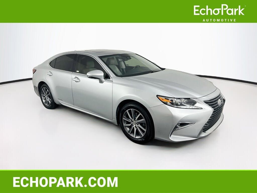 2018 LEXUS ES