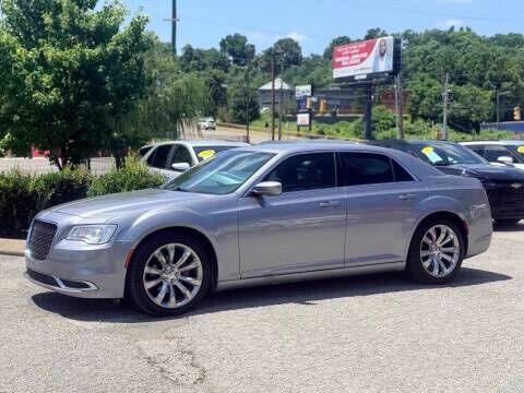 2018 CHRYSLER 300