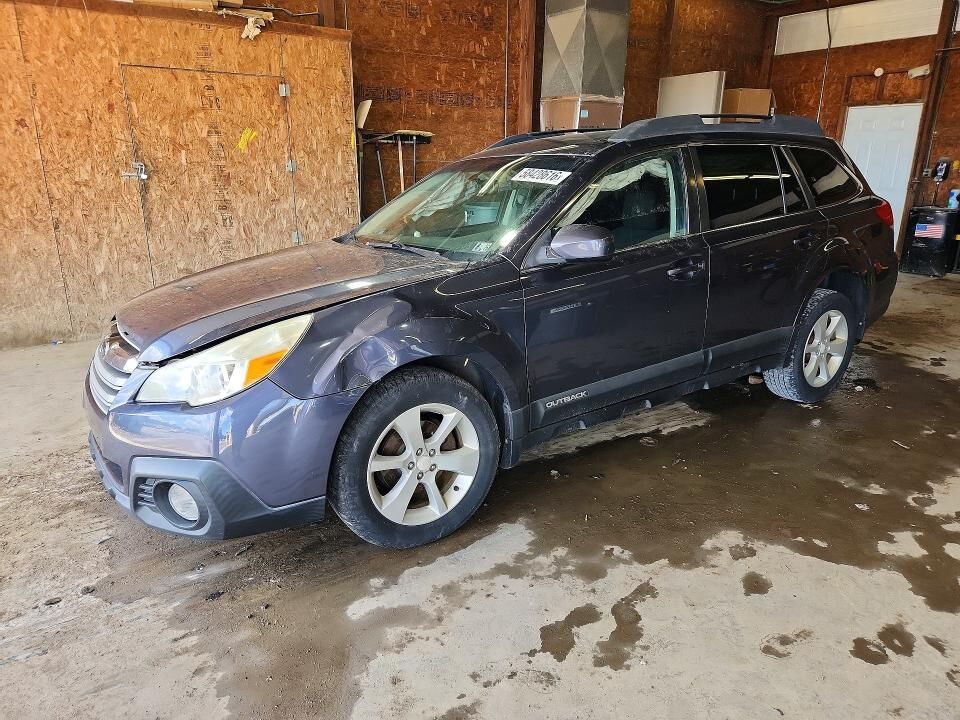 2014 SUBARU Outback