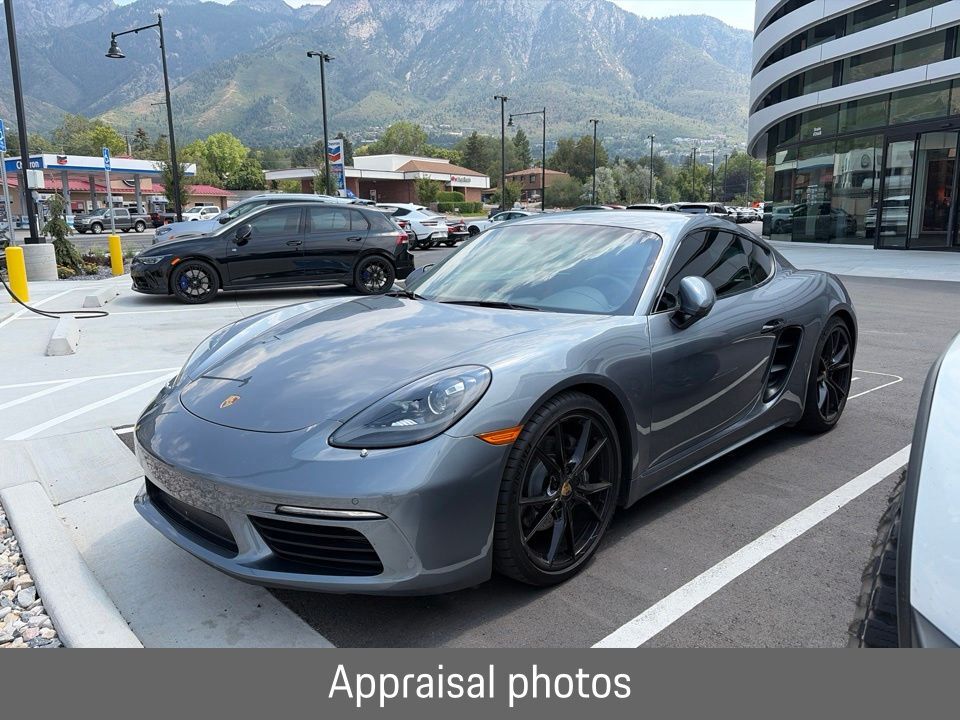 2025 PORSCHE 718
