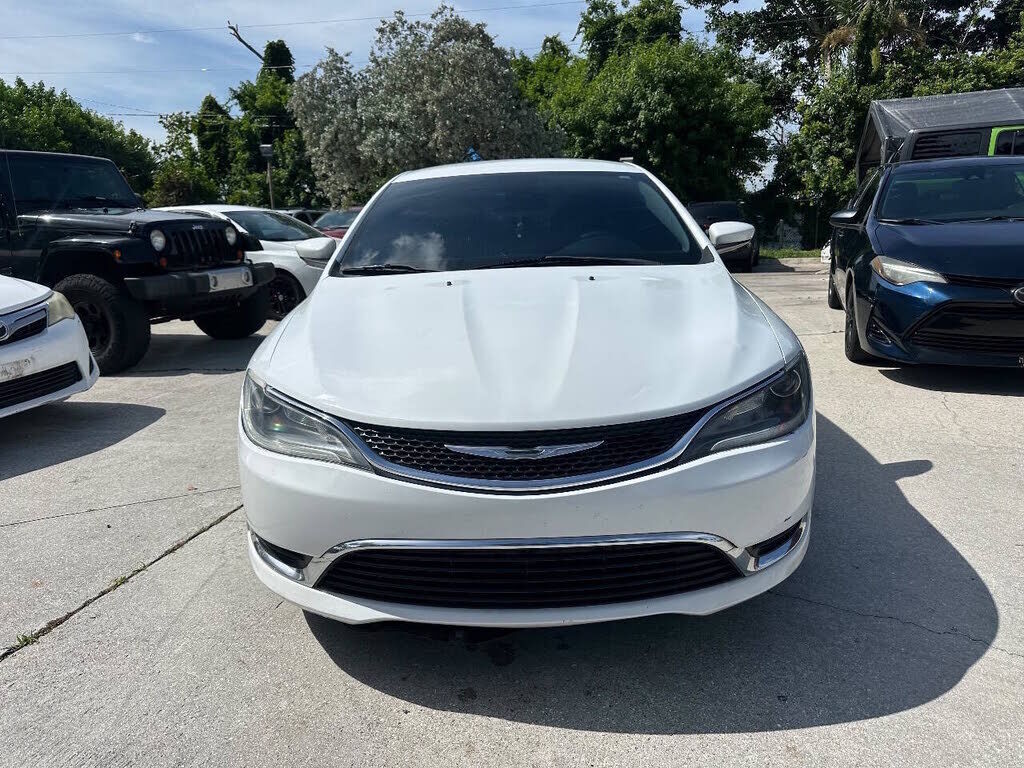 2015 CHRYSLER 200