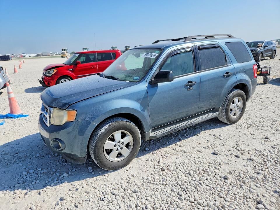 2011 FORD Escape
