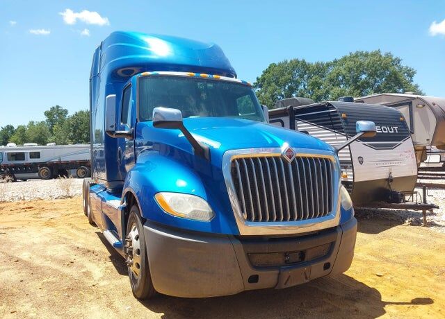 2019 INTERNATIONAL LT625