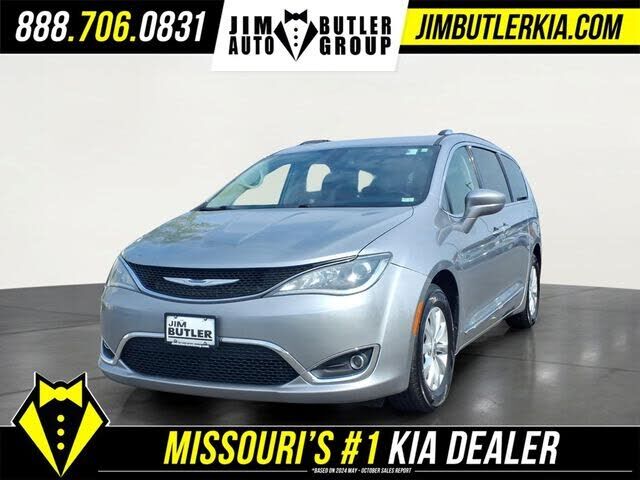 2019 CHRYSLER Pacifica