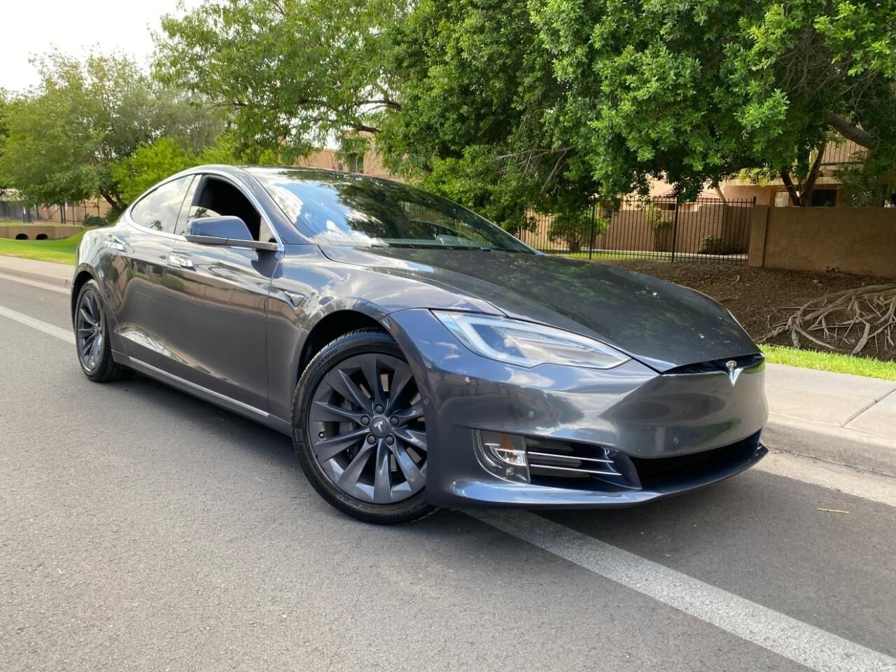 2018 TESLA Model S