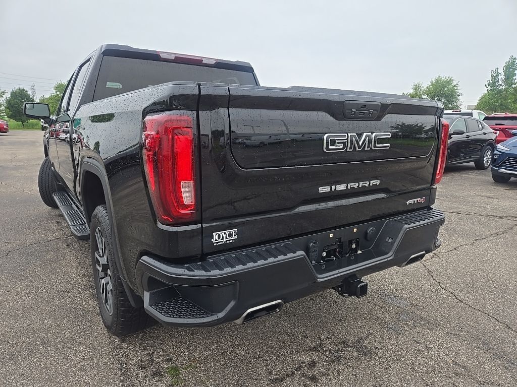 2023 GMC Sierra