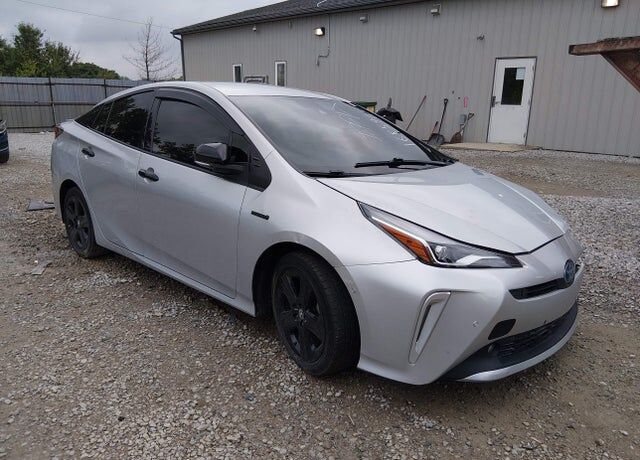 2022 TOYOTA PRIUS