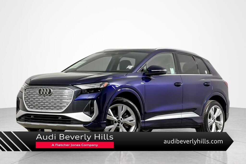 2023 AUDI Q4
