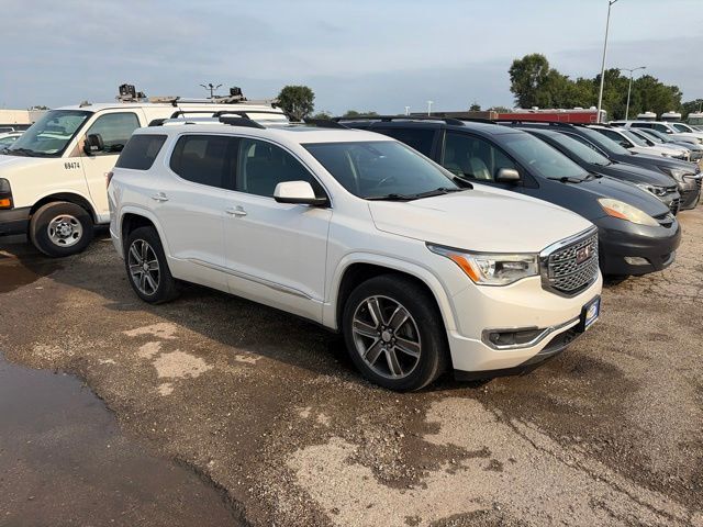 2017 GMC Acadia