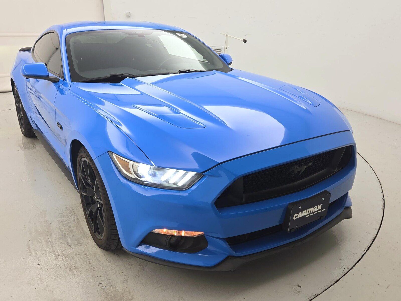 2017 FORD Mustang