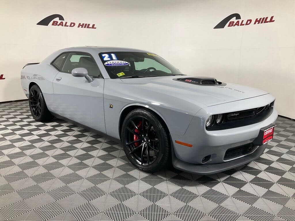 2021 DODGE Challenger