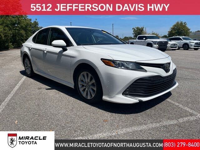 2020 TOYOTA Camry