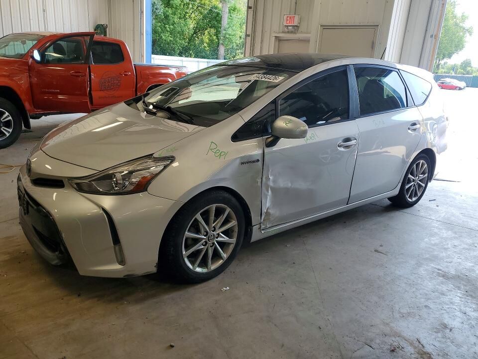 2015 TOYOTA Prius