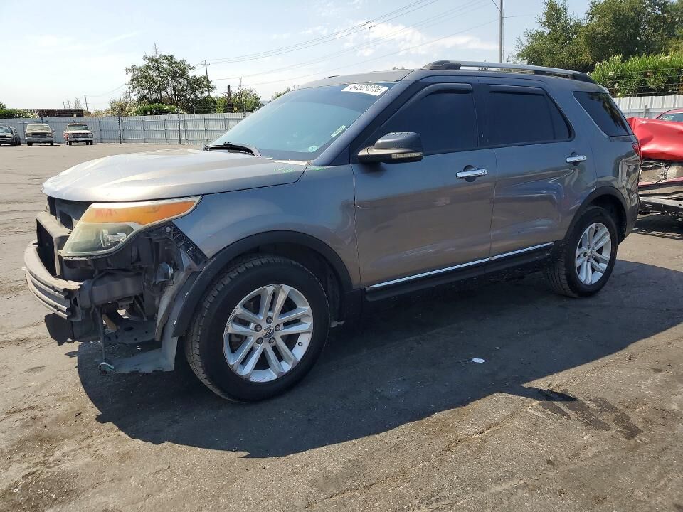 2011 FORD Explorer