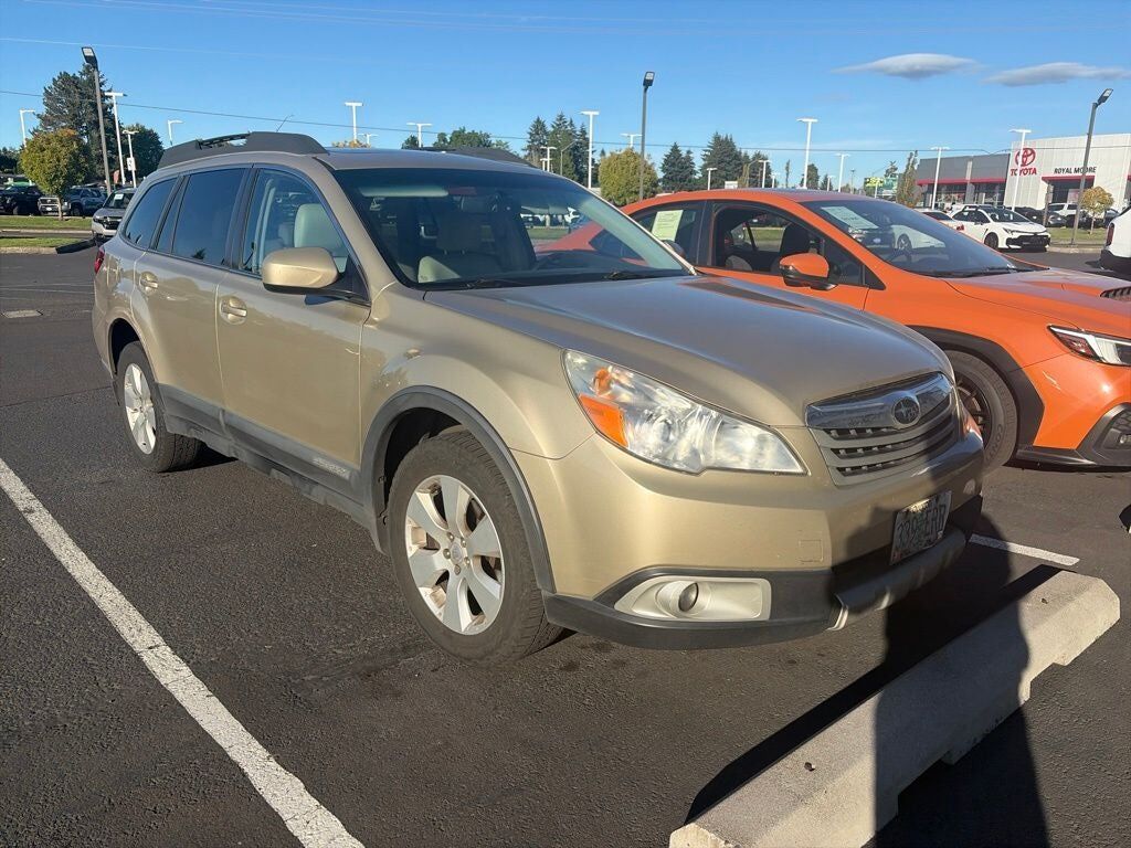 2010 SUBARU Outback