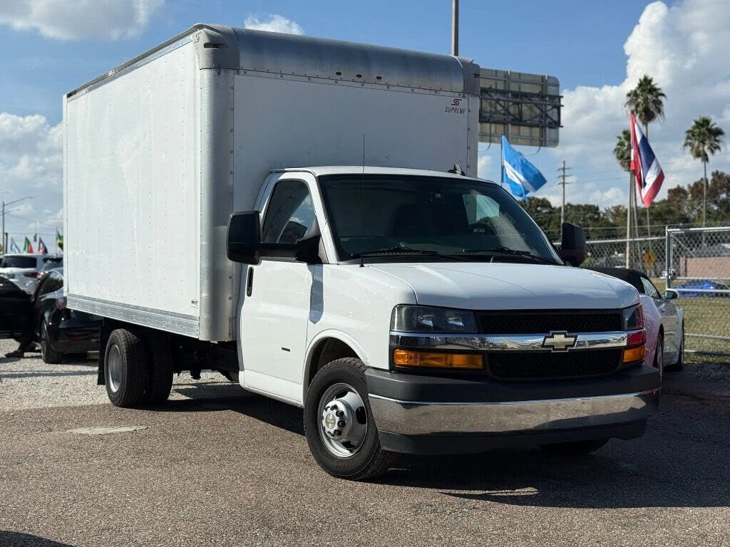 2018 CHEVROLET Express